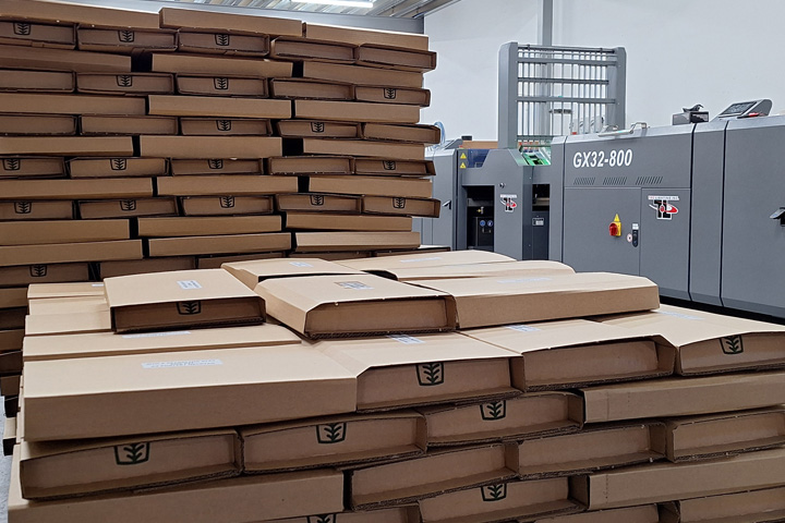 https://www.clarkemurphyprint.com.au/wp-content/uploads/2024/09/Packing-720x480-1.jpg