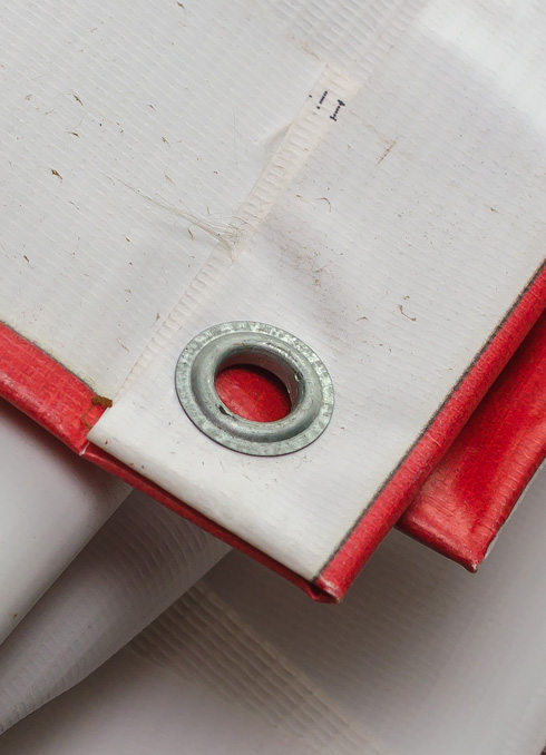 Outdoor Banners Eyelets