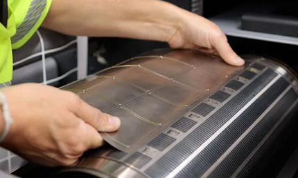 https://www.clarkemurphyprint.com.au/wp-content/uploads/2025/01/Roll-Label-mobile-430x258-1.jpg