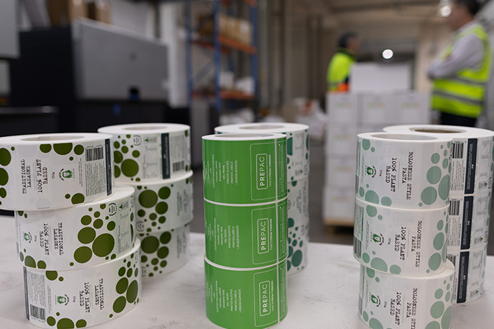 https://www.clarkemurphyprint.com.au/wp-content/uploads/2025/01/Roll-Labels-1-720x480-1.jpg